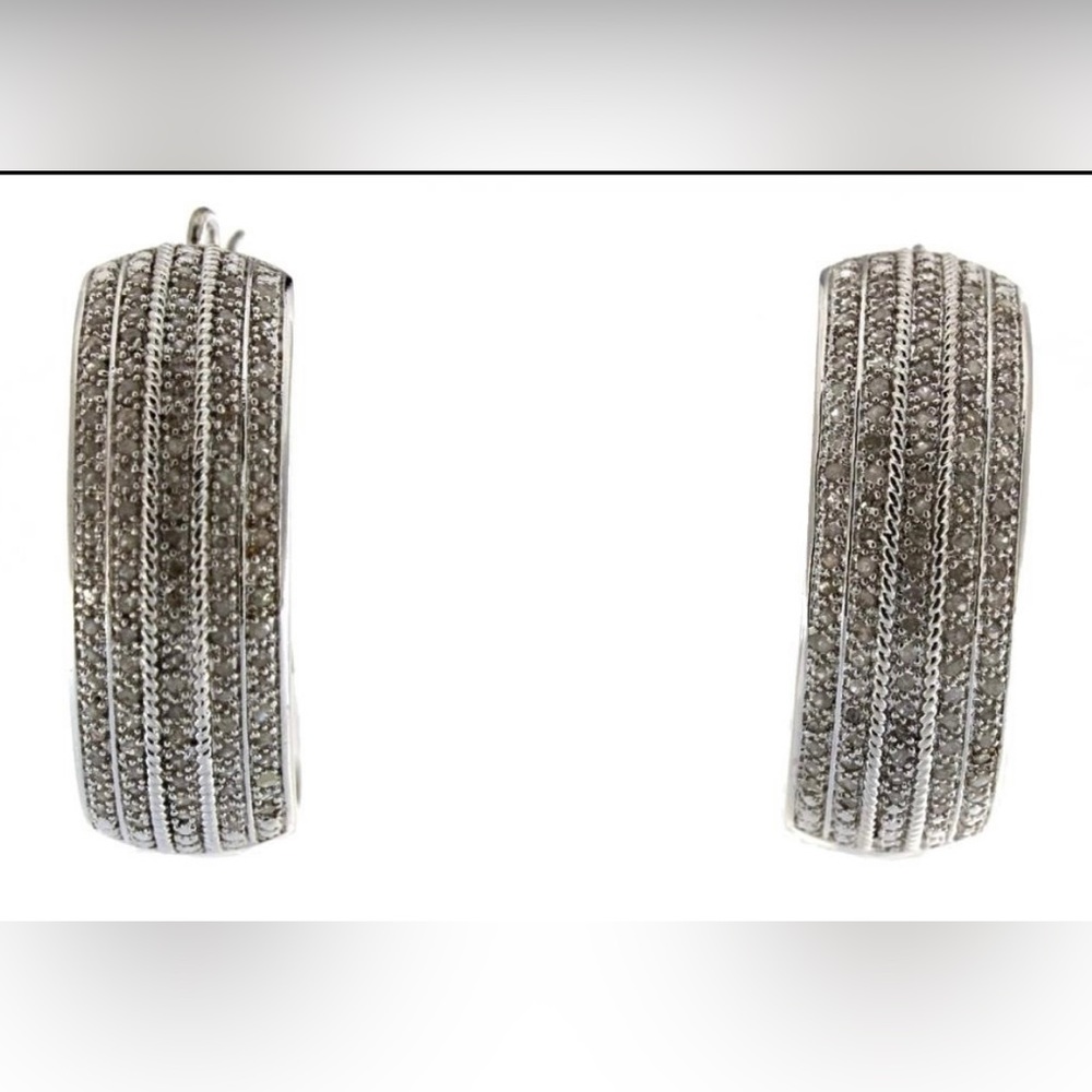 XX-Large 2.00 ct Diamond Hoop
Earrings - Picture 3 of 6